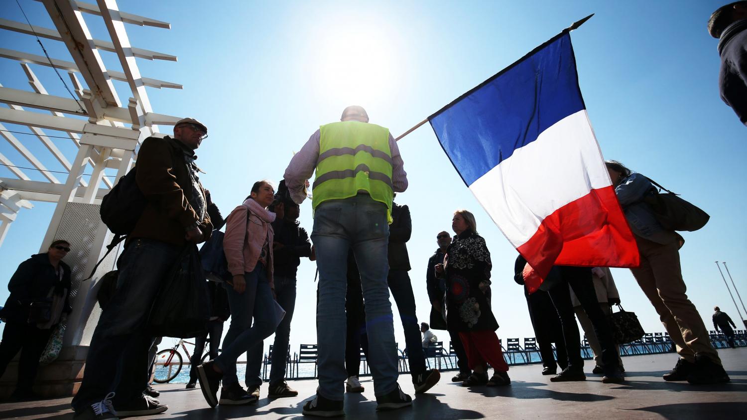 "Gilets Jaunes" : Pourquoi Les Manifestations Seront-elles Interdites ...