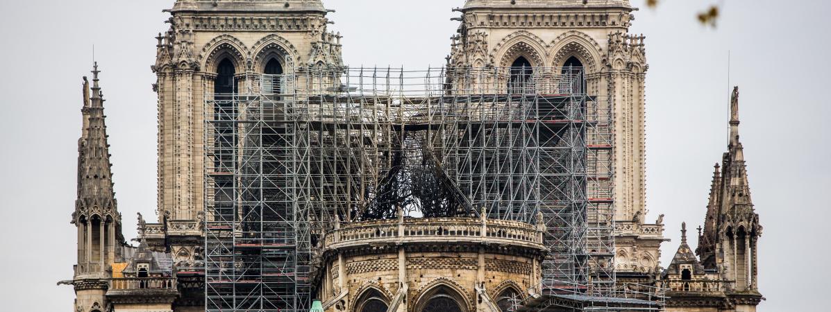 Notre Dame De Paris Restaurer Ou Rebatir