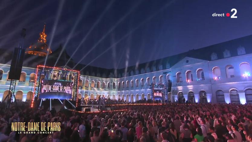 DIRECT. Regardez le grand concert en faveur de la reconstruction de la  cathédrale Notre-Dame