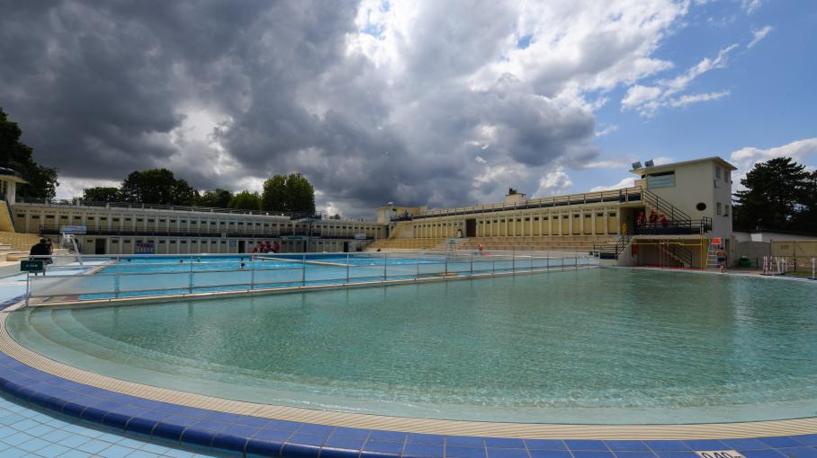 Piscine De Denain