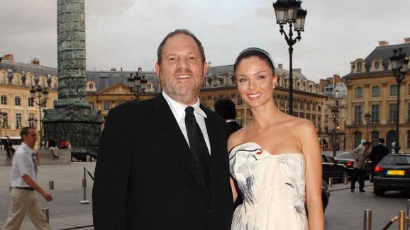 Harvey Weinstein et son ex-épouse Georgina Chapman&nbsp;place Vendôme&nbsp;à Paris, le 6 juillet 2006.