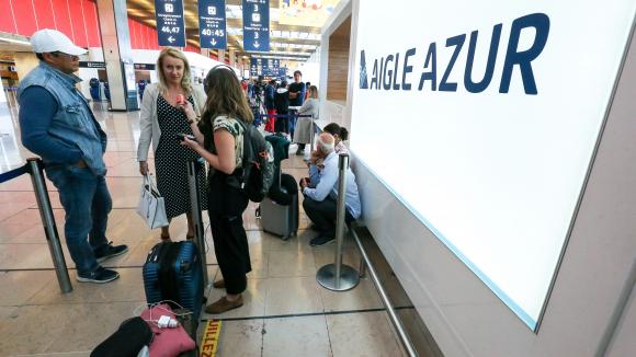 Chroniques Du Ciel Les Creneaux Horaires D Aigle Azur Interesse