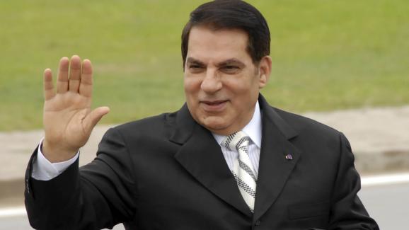 Le président tunisien Zine el-Abidine Ben Ali à Radès, près de Tunis, le 11 octobre 2009