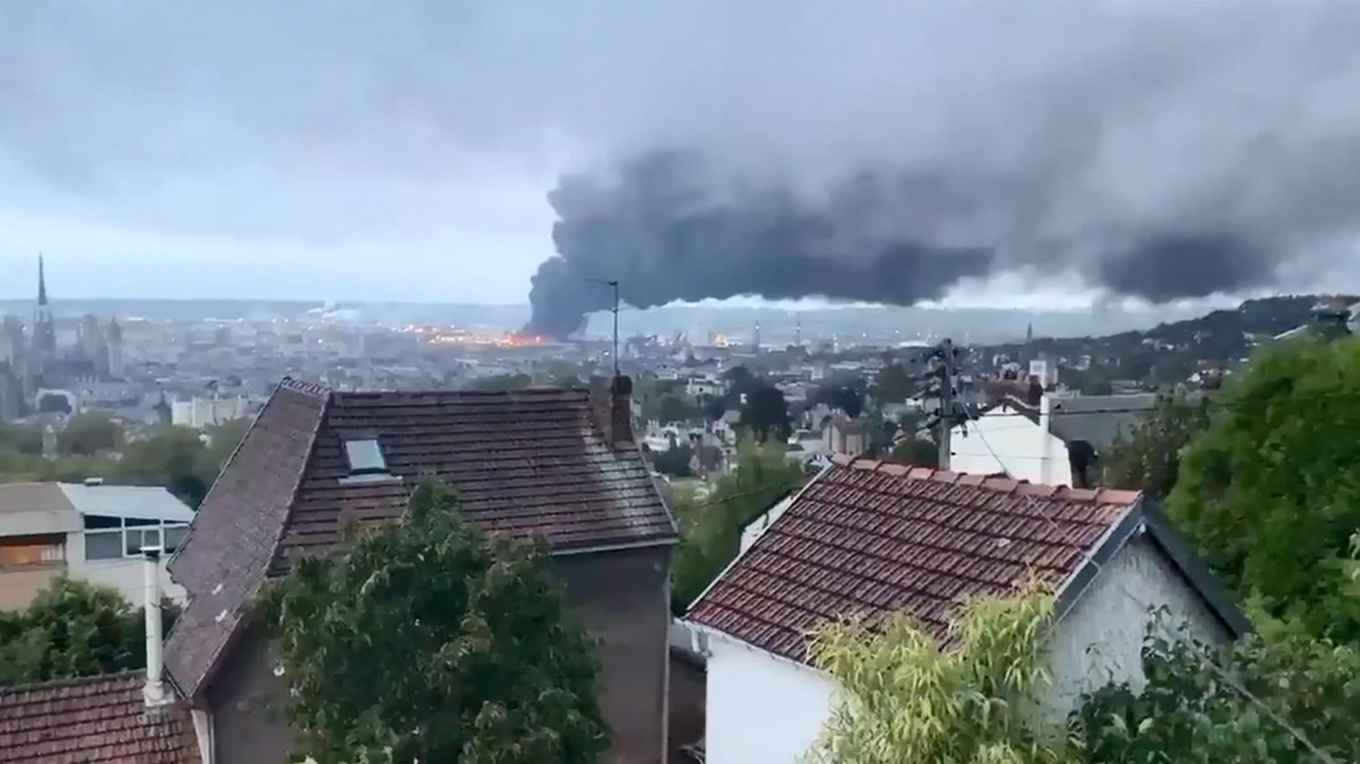 DIRECT. Incendie Dans Un Site Seveso à Rouen : "Plus De 200 Pompiers ...