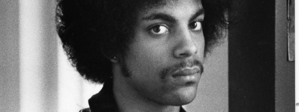 Prince écoutez Une Version Démo Craquante De I Feel For - 