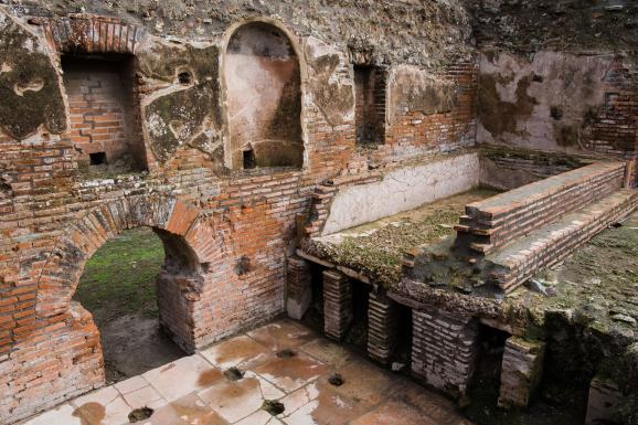 Les thermes romains inspirés de ceux de Néron, désormais visitables sur le site de Pompei (Italie), le 25 novembre 2019.