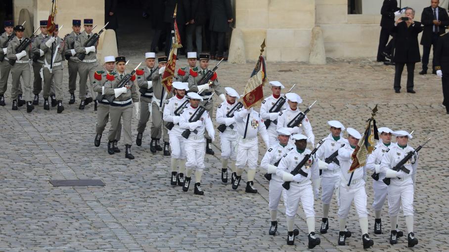 Militaires Morts Au Mali : Regardez L'hommage National Rendu Aux ...