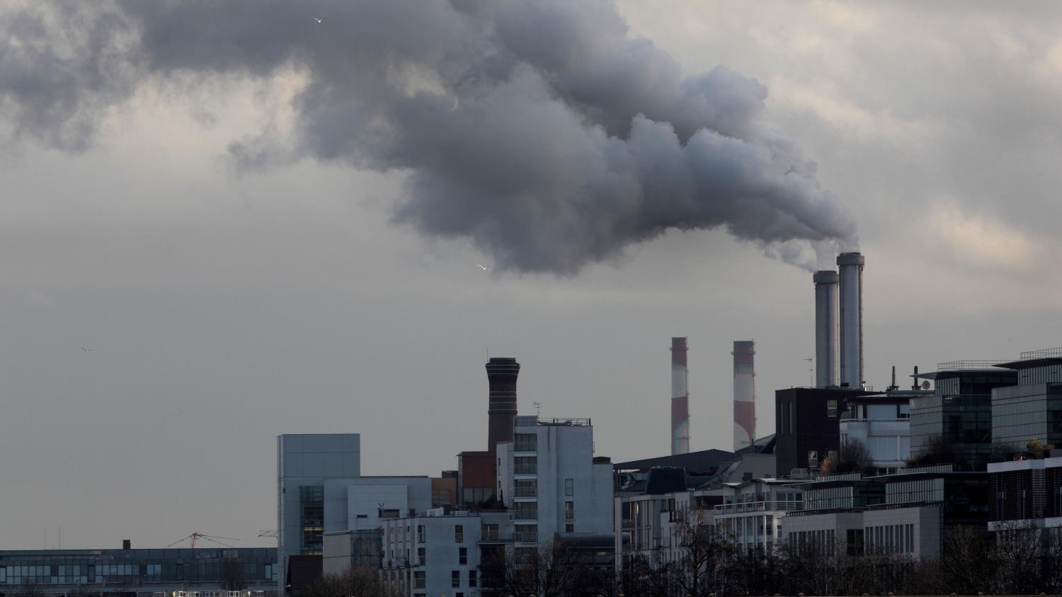 Alerte à La Pollution : Restrictions De Circulation Déclenchées à Paris ...