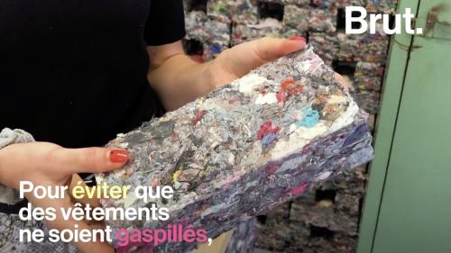 VIDEO. Elle transforme des vêtements usagés en briques écologiques