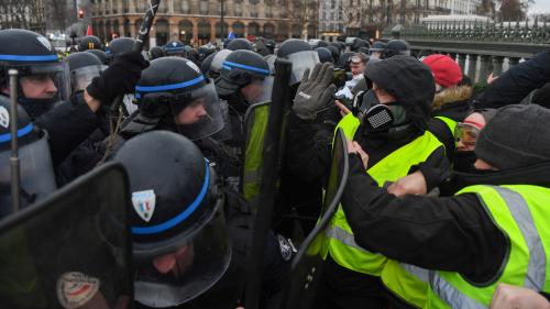 franceinfo junior. Pourquoi y a-t-il des violences dans les manifestations ?