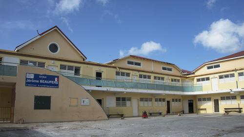 Guadeloupe : après deux mois de grève, les établissements scolaires commencent à rouvrir