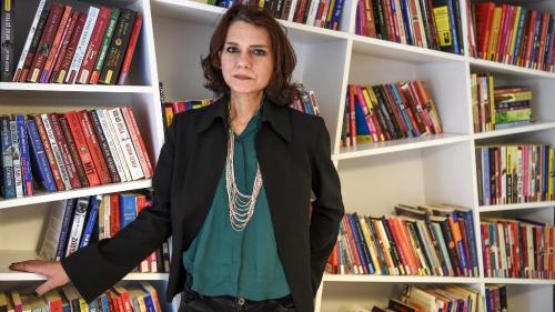 Turquie : la romancière Asli Erdogan acquittée dans un procès de terrorisme