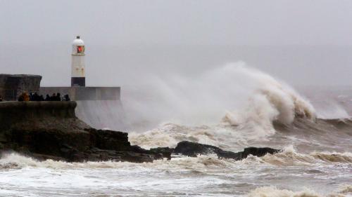 Tempête Dennis : le Finistère et le Morbihan placés en vigilance orange à la pluie et aux inondations