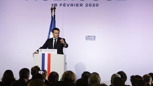 Emmanuel Macron en lutte contre le 