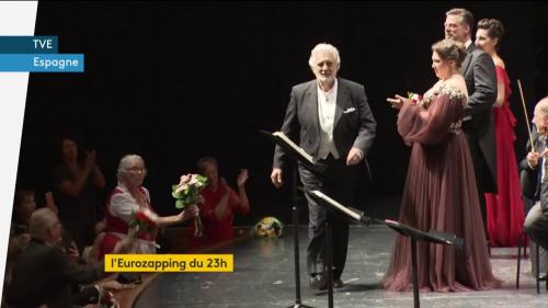 Eurozapping : Placido Domingo s'excuse ; les migrants provoquent des heurts en Grèce