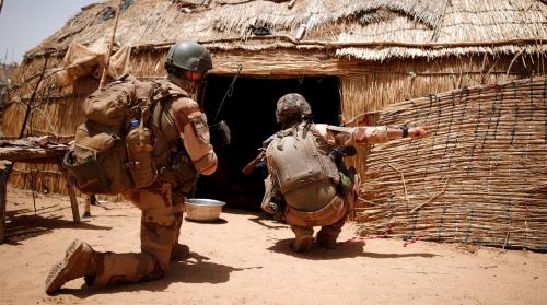 L'ambassadeur du Mali convoqué à Paris après ses propos sur l'armée française