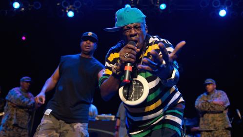 Public Enemy se sépare de Flavor Flav sur un différend autour d'un concert de soutien à Bernie Sanders