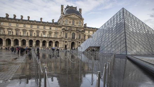 Coronavirus : le Louvre rouvre ses portes après trois jours de fermeture