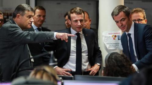 Covid-19 : Emmanuel Macron en visite dans un centre du Samu