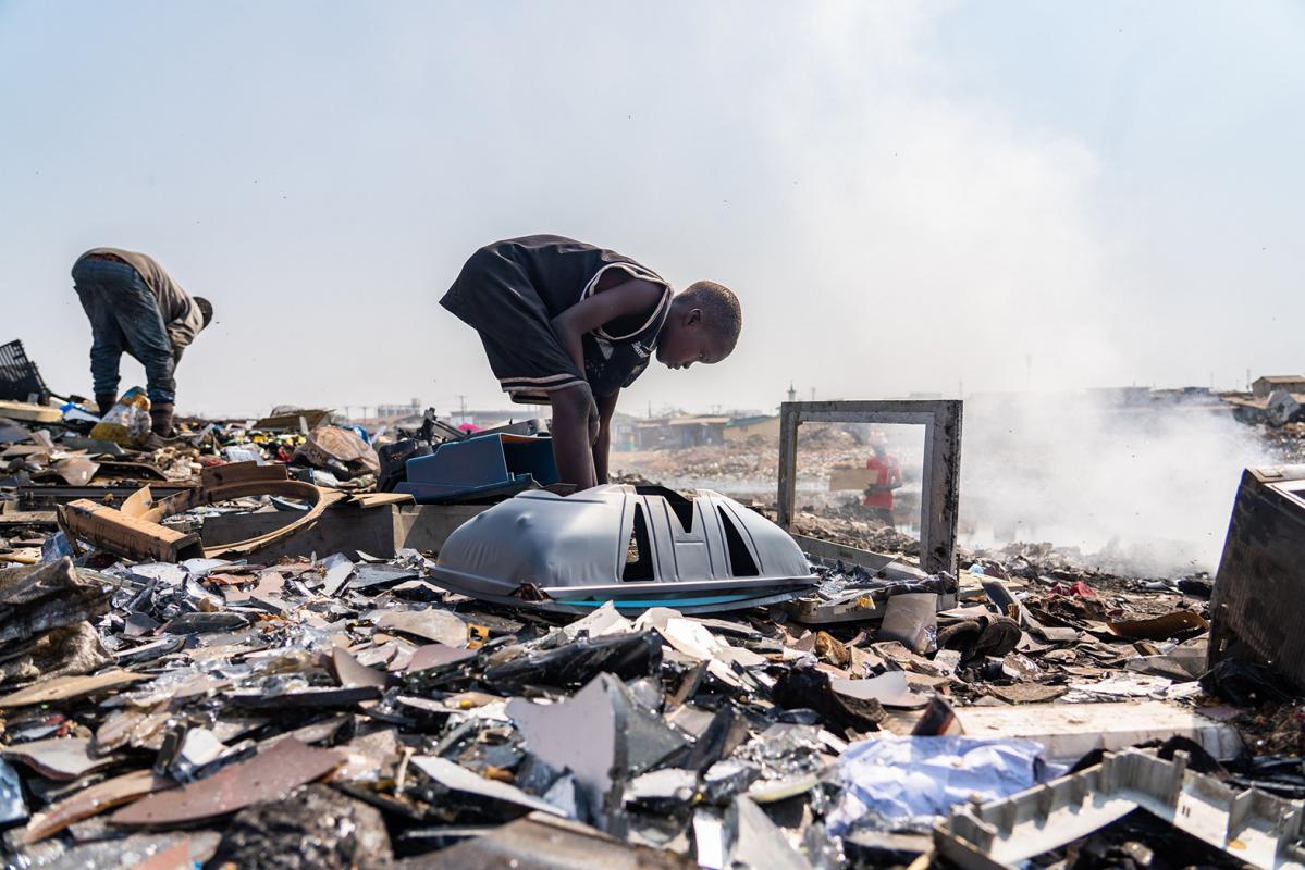 La Decharge De Dechets Electroniques D Agbogbloshie Veritable Defi Economique Et Environnemental Pour Le Ghana