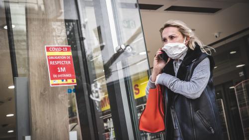 Coronavirus : 100 000 policiers et gendarmes mobilisés, les Français confinés