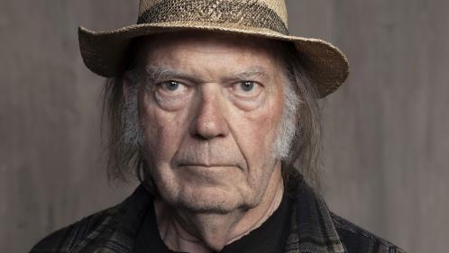 Neil Young entame des 