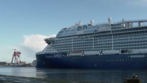 Loire-Atlantique : 1 400 personnes confinées sur un bateau de croisière après une grande fête