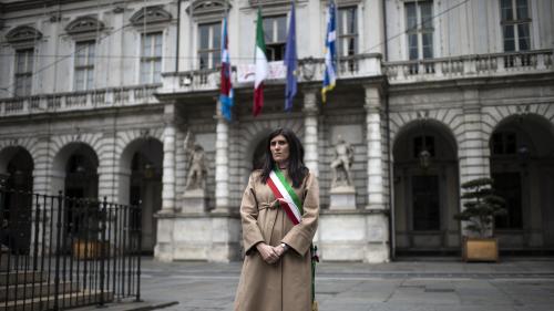 Italie : une minute de silence et les drapeaux en berne en 