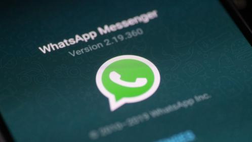 Coronavirus : WhatsApp limite le transfert de messages viraux pour lutter contre les fake news