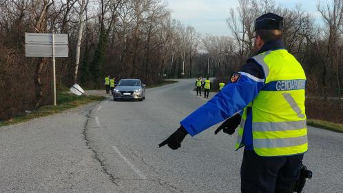 Confinement : les gendarmes de l'Île-de-Ré empêchent un homme de voir son père une dernière fois avant sa mort, il le signale à l'IGGN