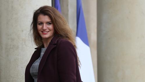 Confinement : Marlène Schiappa annonce un plan d'urgence pour les jeunes LGBT