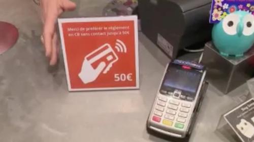 Gestes barrières : le plafond du paiement sans contact monté à 50 euros