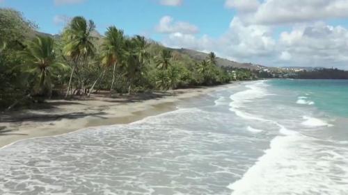 Déconfinement : les plages antillaises rouvrent