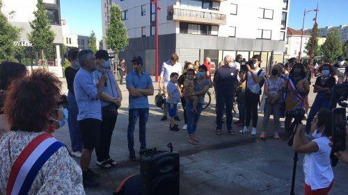 Rassemblement de soutien à Gabriel, 14 ans, blessé lors de son interpellation par la police à Bondy