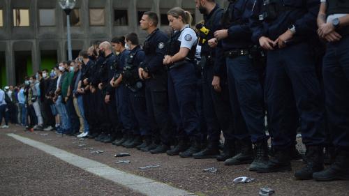 Après le discours de Macron, les policiers manifestent à Paris