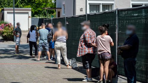 VIDEO. Allemagne : plus de 600 000 personnes reconfinées après la découverte d'un foyer épidémique