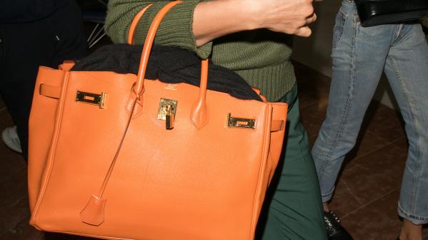 D'anciens employés d'Hermès jugés pour trafic de contrefaçon du célèbre sac Birkin