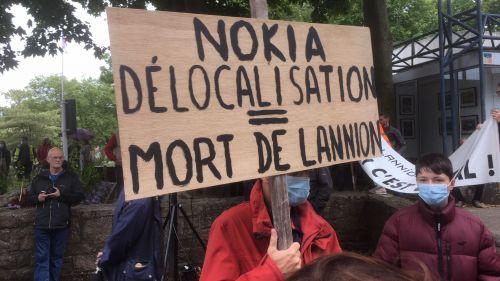 Côtes-d'Armor : plusieurs milliers de personnes manifestent contre un plan social chez Nokia à Lannion