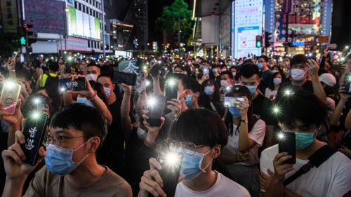 Facebook et WhatsApp ne répondront plus aux demandes d'information de Hong Kong sur leurs utilisateurs