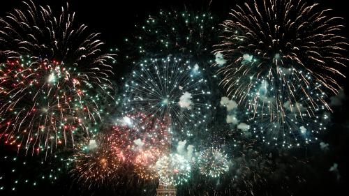 Le traditionnel feu d'artifice du 14-Juillet aura bien lieu à Paris, mais sans public