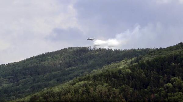 Russie : les incendies se poursuivent en Sibérie, des températures record enregistrées