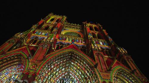 La cathédrale d'Amiens de nouveau illuminée avec le spectacle son et lumière 