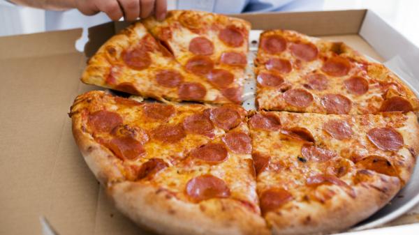 Innovation : un pizzaïolo de l'Oise investit dans des distributeurs à pizzas