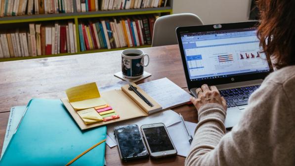 Embauche des jeunes : comment le covid impacte leur entrée sur le marché du travail