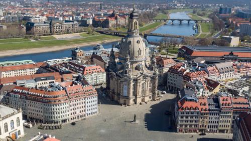 Dresde fête la renaissance de la Frauenkirche, détruite en 1945