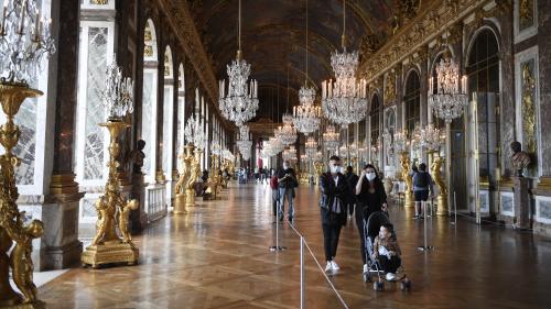 Sans touristes étrangers, la fréquentation du Château de Versailles 