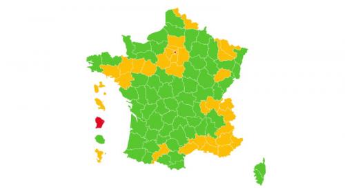 INFOGRAPHIES. Coronavirus : seuil de vigilance dépassé dans 35 départements, nombre d'hospitalisations en hausse... On fait le point sur quatre indicateurs épidémiologiques