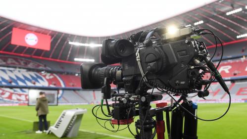 Le brief éco. Lancement de Téléfoot : le pari de la rentabilité