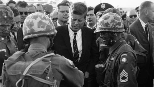 Il était une fois en Amérique : 1960, Kennedy, le héros du Pacifique