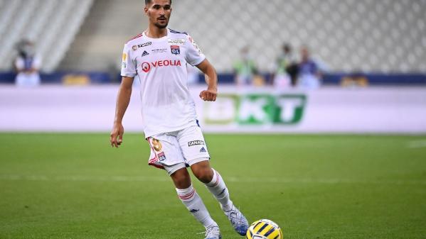 Ligue 1 : le Lyonnais Houssem Aouar, testé positif au Covid-19, est forfait contre Dijon